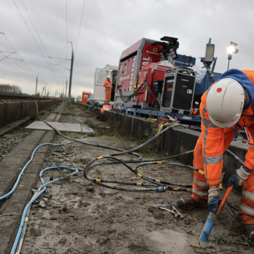 112-0L9A2900 HSL.jpg