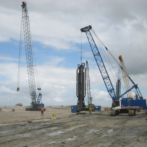 Liebherr 875 liebherr 640 2.jpg