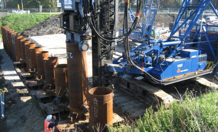 KH 230 GLS 1075 A2 Hooggelegen oostzijde 35.081017.jpg