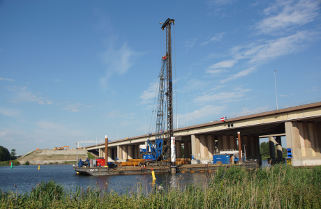 W14-017 DSC02122.jpg