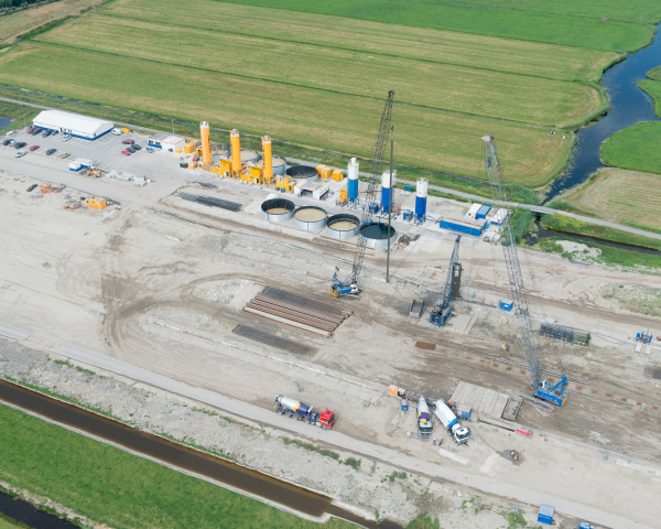 11-040 A4 Luchtfotos 2013-07-23-232 A4 Schiedam.jpg